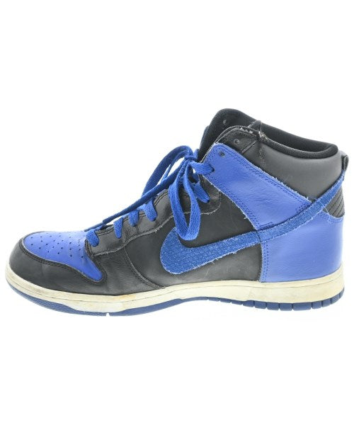 NIKE รองเท้าผ้าใบ