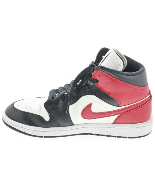 NIKE รองเท้าผ้าใบ