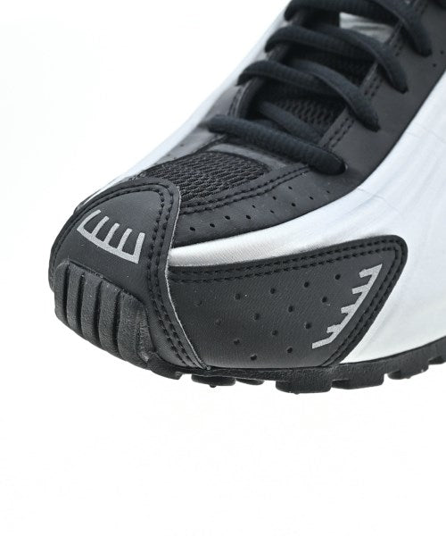 NIKE รองเท้าผ้าใบ