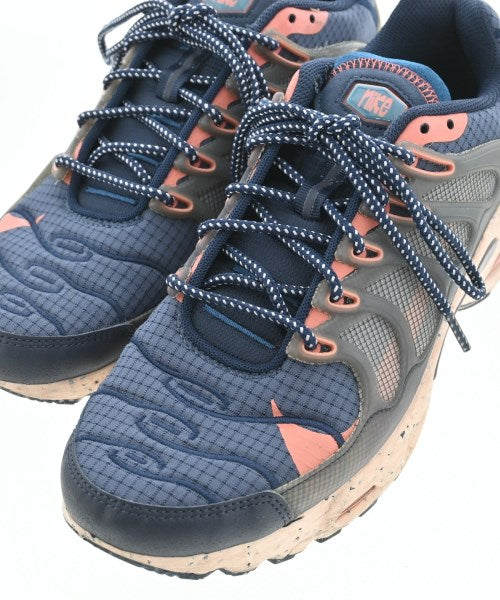 NIKE รองเท้าผ้าใบ