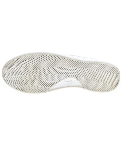 NIKE รองเท้าผ้าใบ