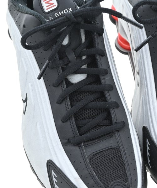 NIKE รองเท้าผ้าใบ