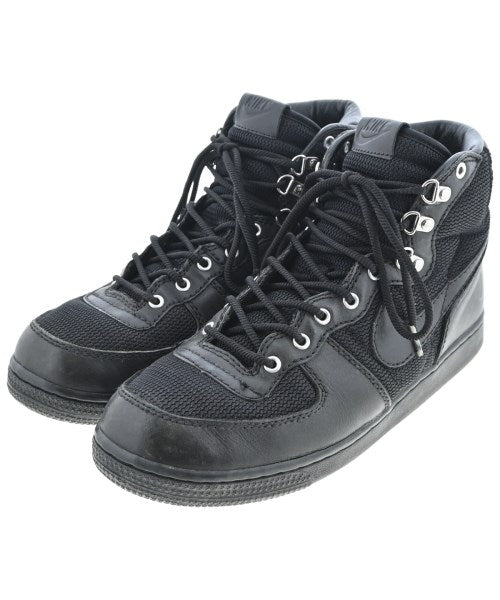 NIKE รองเท้าผ้าใบ