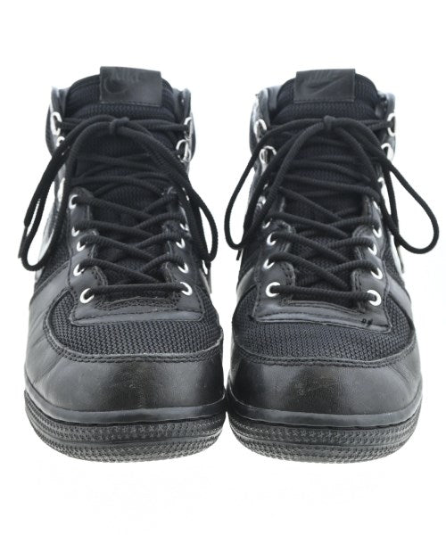 NIKE รองเท้าผ้าใบ