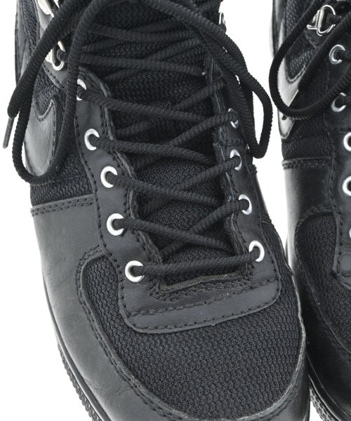NIKE รองเท้าผ้าใบ