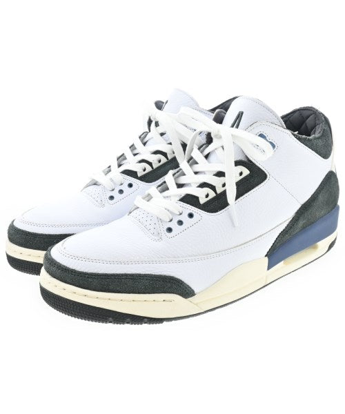 NIKE รองเท้าผ้าใบ