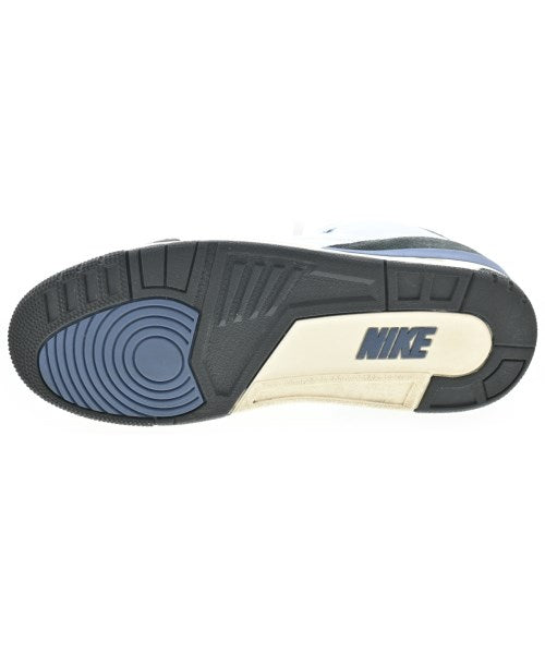 NIKE รองเท้าผ้าใบ