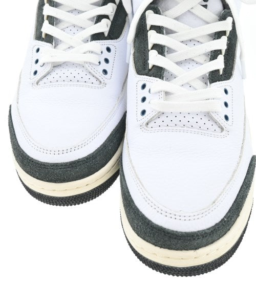 NIKE รองเท้าผ้าใบ