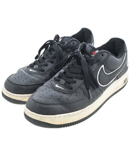NIKE รองเท้าผ้าใบ