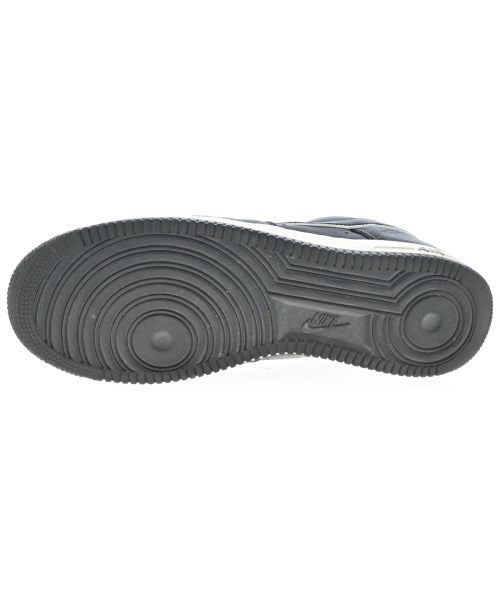 NIKE รองเท้าผ้าใบ