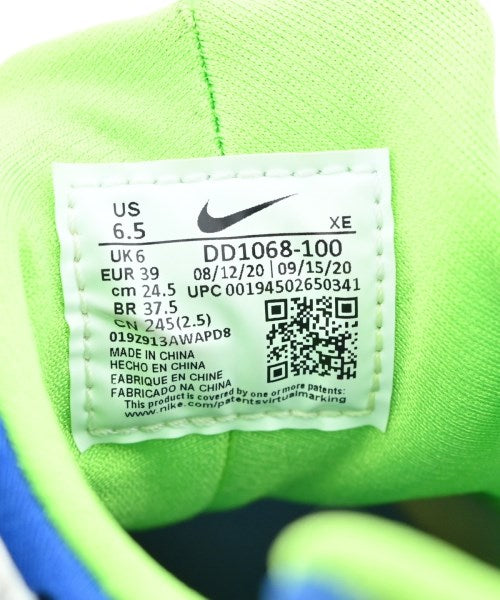 NIKE รองเท้าผ้าใบ