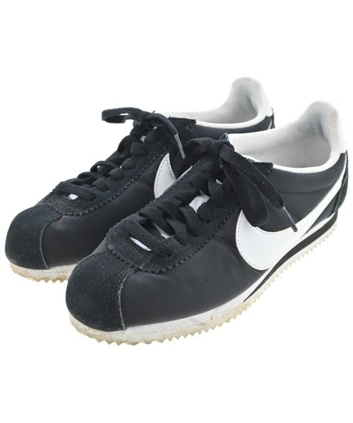 NIKE รองเท้าผ้าใบ