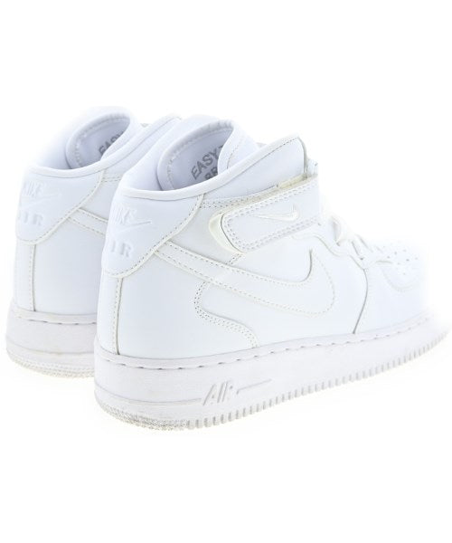 NIKE รองเท้าผ้าใบ