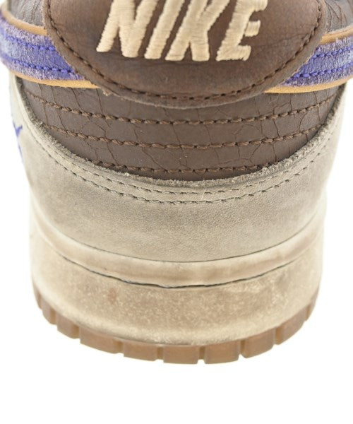 NIKE รองเท้าผ้าใบ