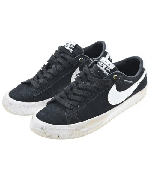 NIKE รองเท้าผ้าใบ
