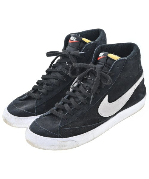 NIKE รองเท้าผ้าใบ