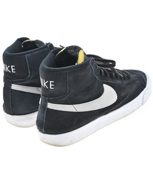 NIKE รองเท้าผ้าใบ