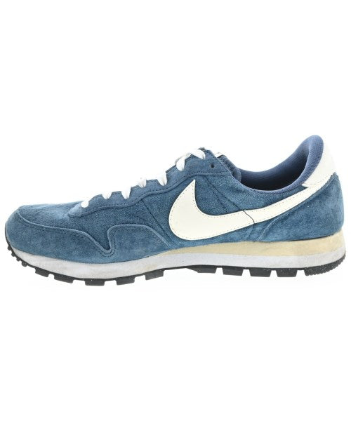 NIKE รองเท้าผ้าใบ