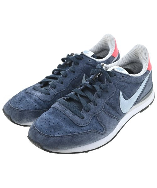 NIKE รองเท้าผ้าใบ