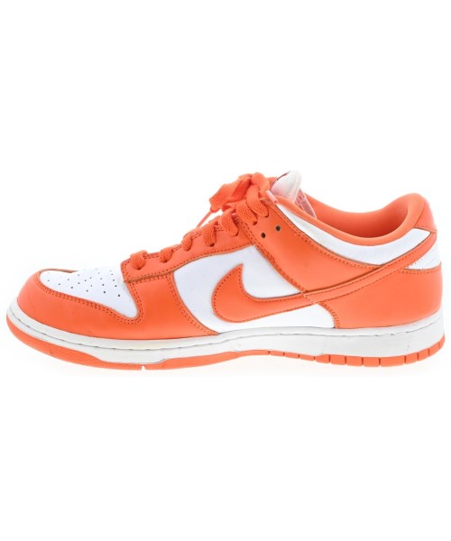 NIKE รองเท้าผ้าใบ
