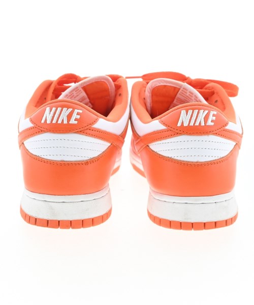 NIKE รองเท้าผ้าใบ