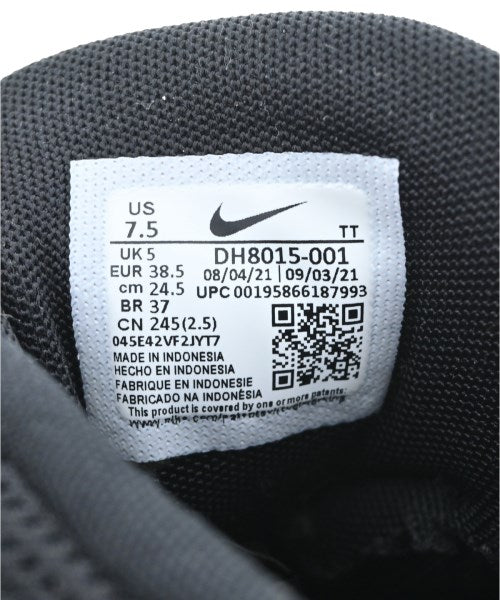 NIKE รองเท้าผ้าใบ