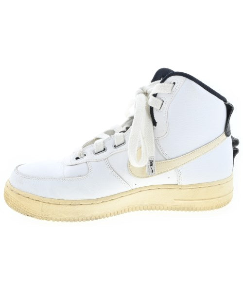 NIKE รองเท้าผ้าใบ