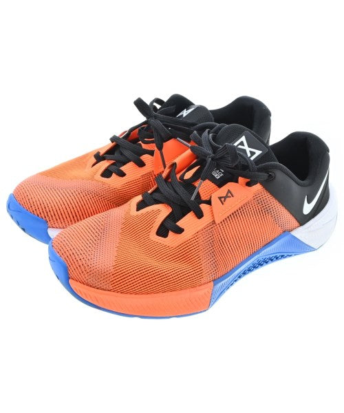 NIKE รองเท้าผ้าใบ