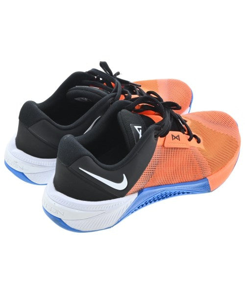 NIKE รองเท้าผ้าใบ