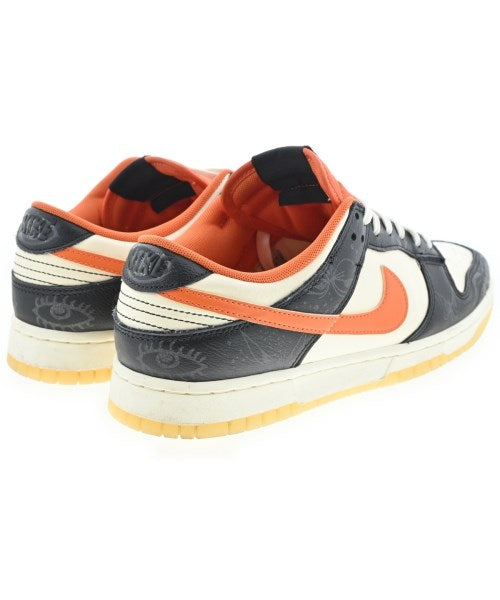 NIKE รองเท้าผ้าใบ