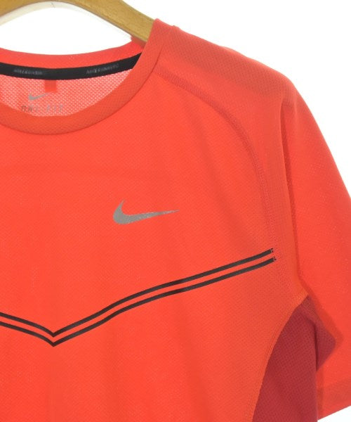 NIKE เสื้อยืด/เสื้อท็อปส์