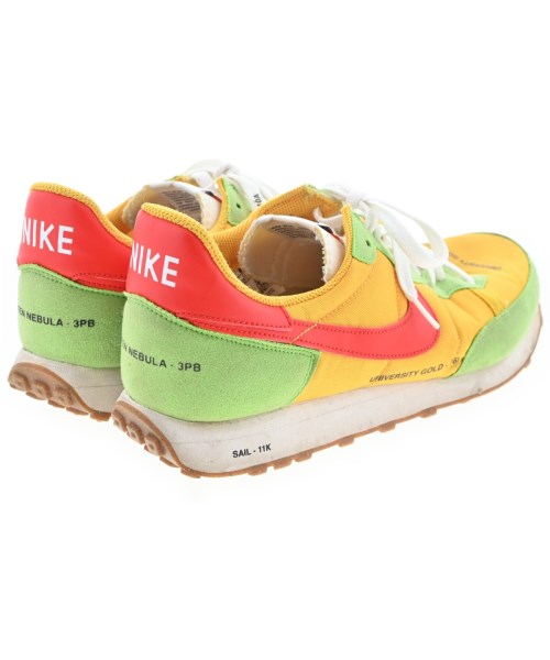 NIKE รองเท้าผ้าใบ
