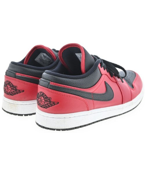 NIKE รองเท้าผ้าใบ