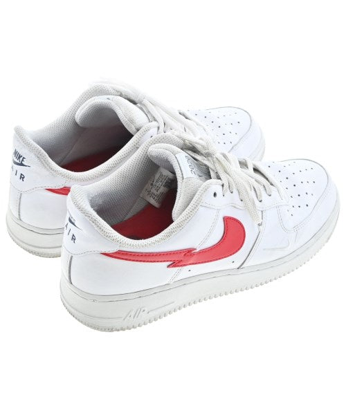 NIKE รองเท้าผ้าใบ