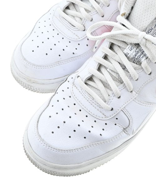 NIKE รองเท้าผ้าใบ