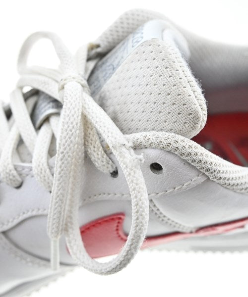 NIKE รองเท้าผ้าใบ