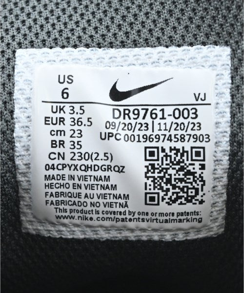 NIKE รองเท้าผ้าใบ