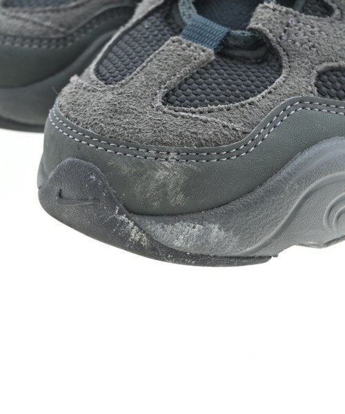 NIKE รองเท้าผ้าใบ