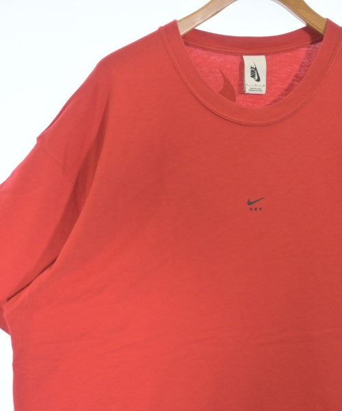 NIKE เสื้อยืด/เสื้อท็อปส์