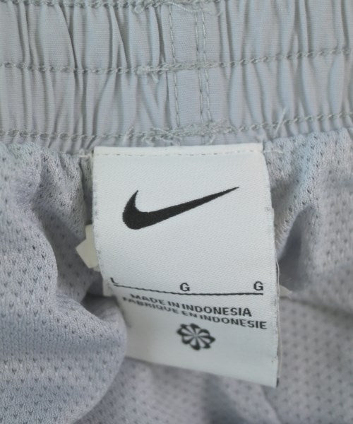 NIKE กางเกงขาสั้น