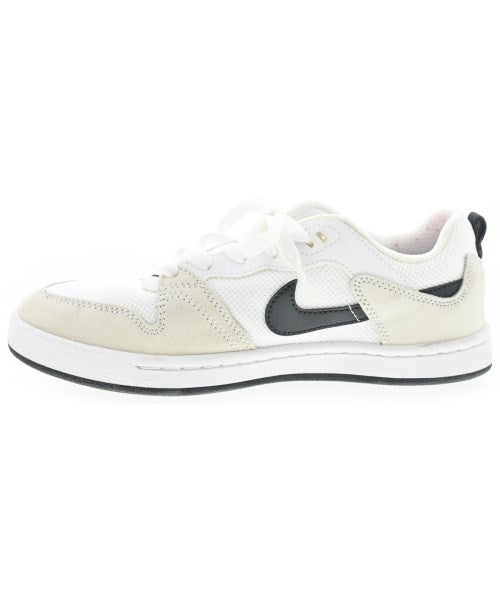 NIKE รองเท้าผ้าใบ