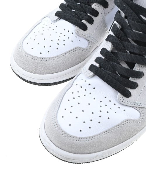 NIKE รองเท้าผ้าใบ