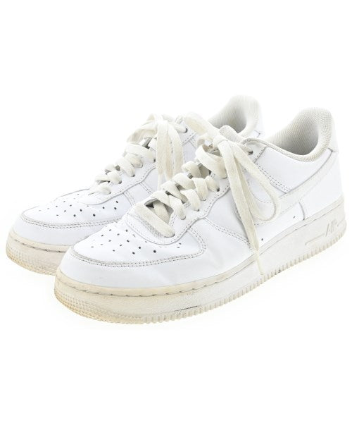 NIKE รองเท้าผ้าใบ