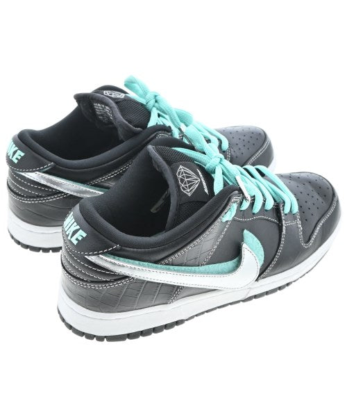Diamond Supply Co รองเท้าผ้าใบ