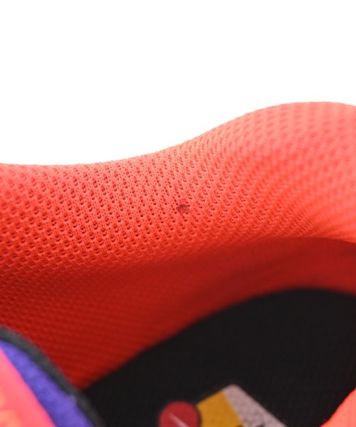 NIKE รองเท้าผ้าใบ