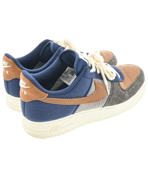 NIKE รองเท้าผ้าใบ