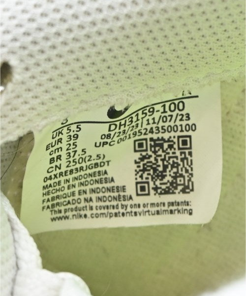 NIKE รองเท้าผ้าใบ