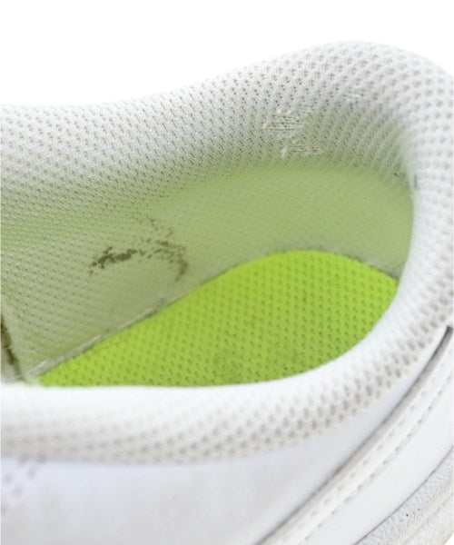 NIKE รองเท้าผ้าใบ