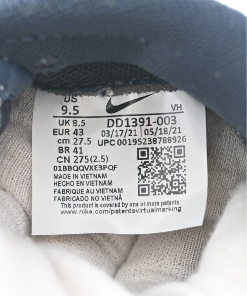 NIKE รองเท้าผ้าใบ