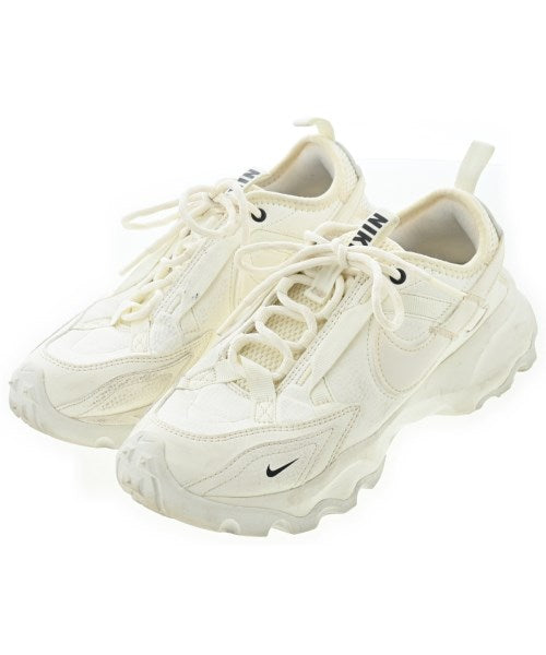 NIKE รองเท้าผ้าใบ